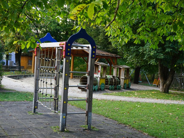 Grossansicht in neuem Fenster: Spielplatz Kindergarten Grünbergstraße